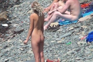 Šmírování nudistů na pláži